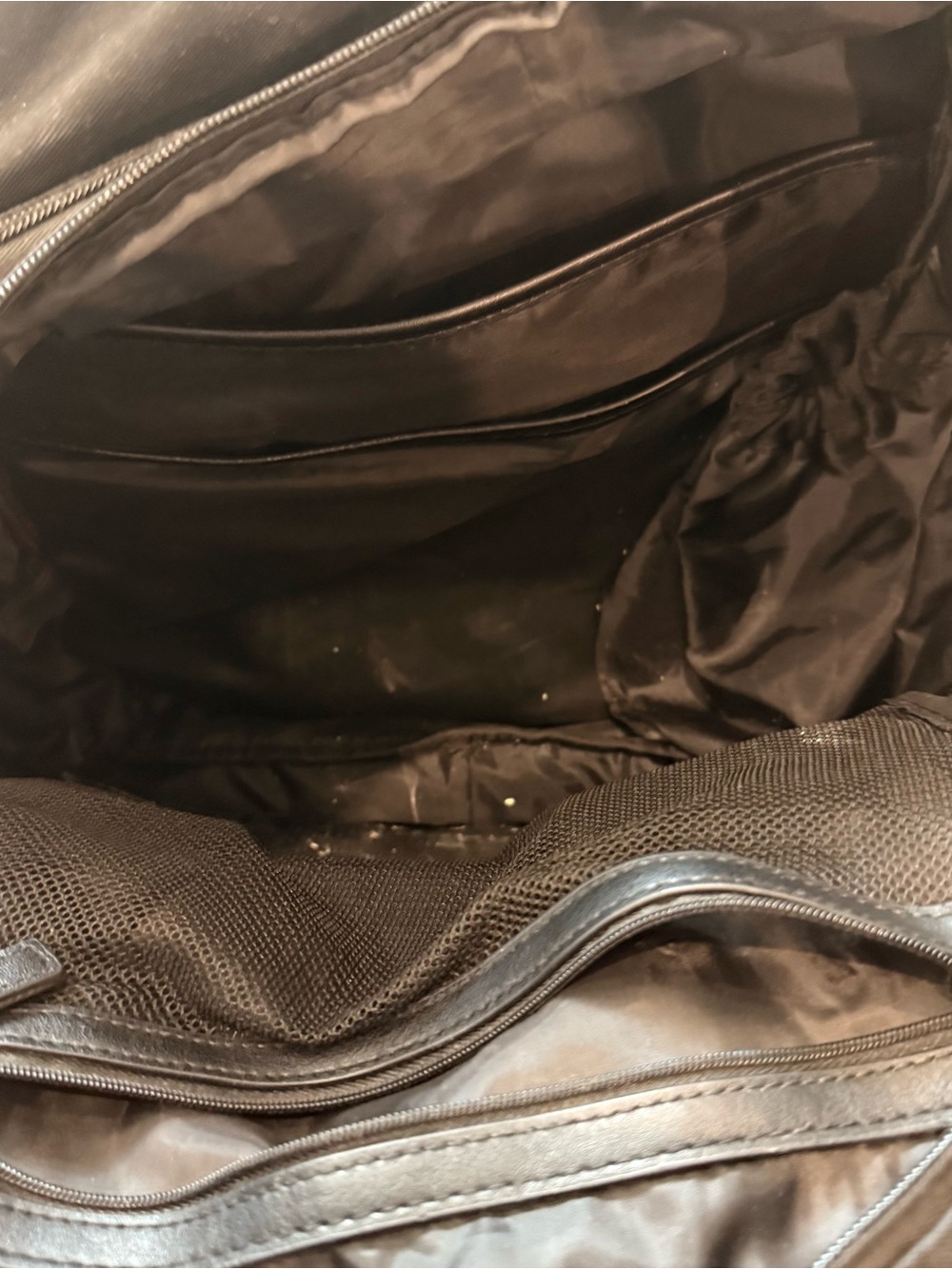 BEIS The Expandable Backpack in Black - Picture 5 of 6